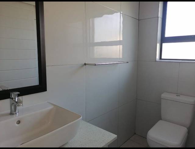 4 BEDROOM HOUSE FOR SALE IN MZINGAZI GOLF ESTATE